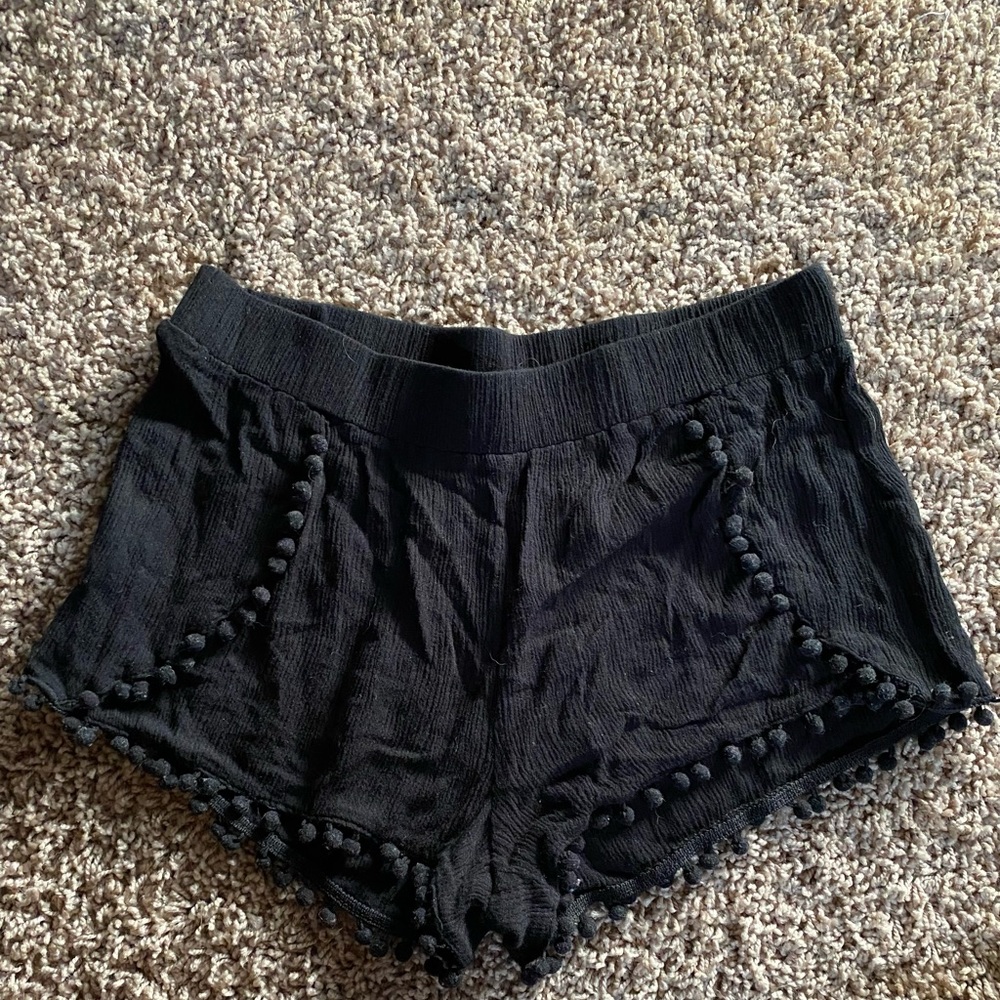 Adam Levine shorts